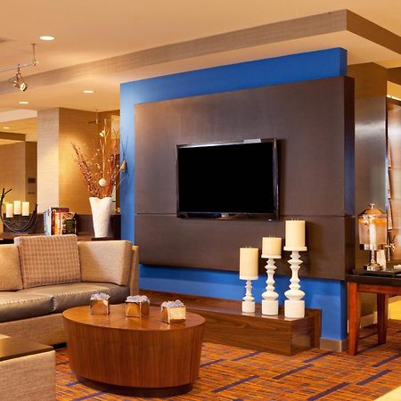 Courtyard Hartford Манчестър Интериор снимка